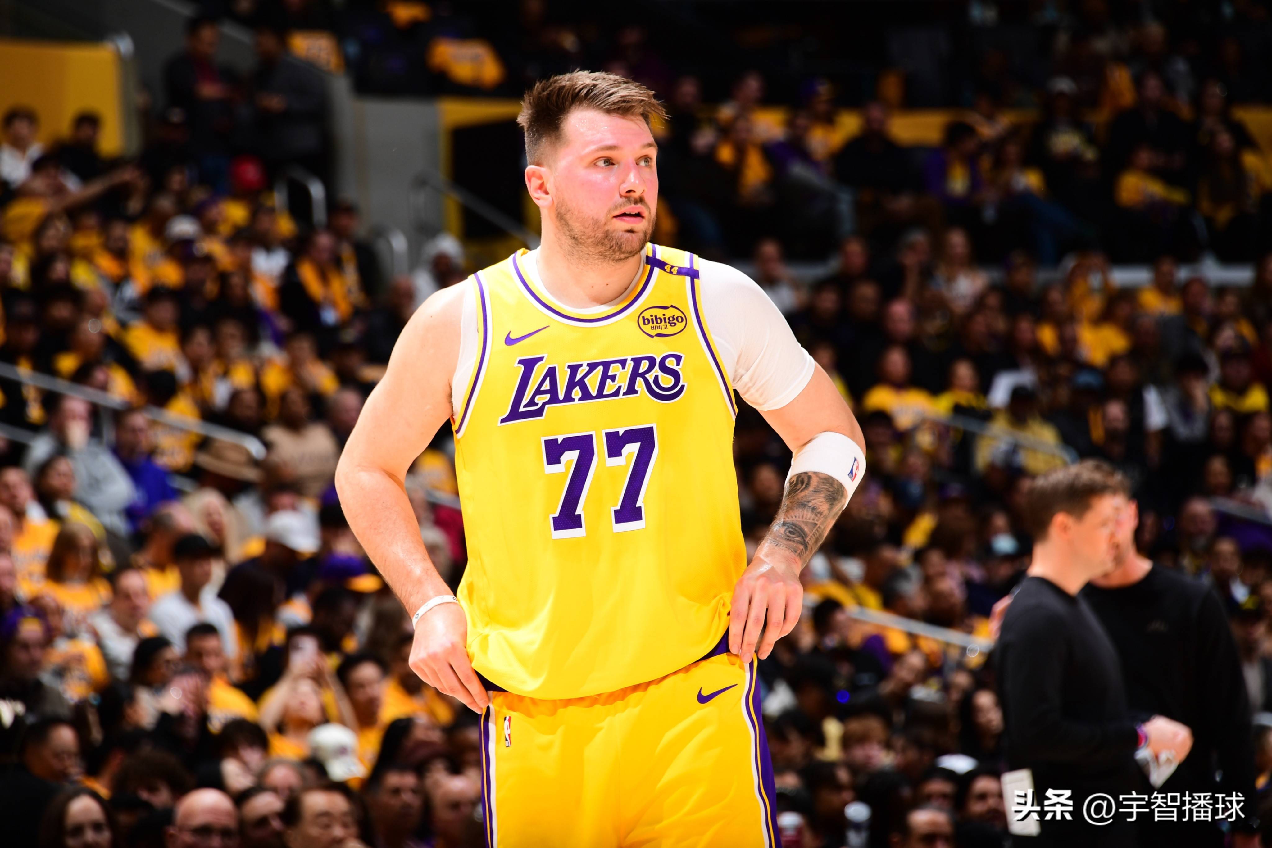 欧博包含东契奇连续二十场比赛得分超过问鼎冠军，美国队挑战极限！的词条