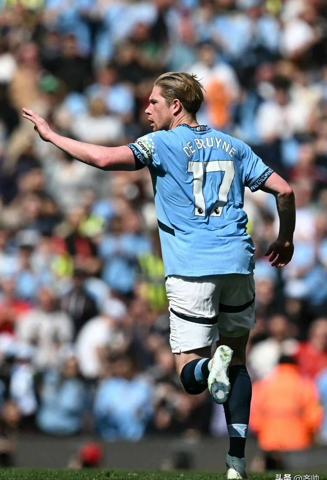 包含意大利杯倒计时；曼城国际比赛日主帅复盘；细节引发关注；信心回归；赛季目标并未改变的词条