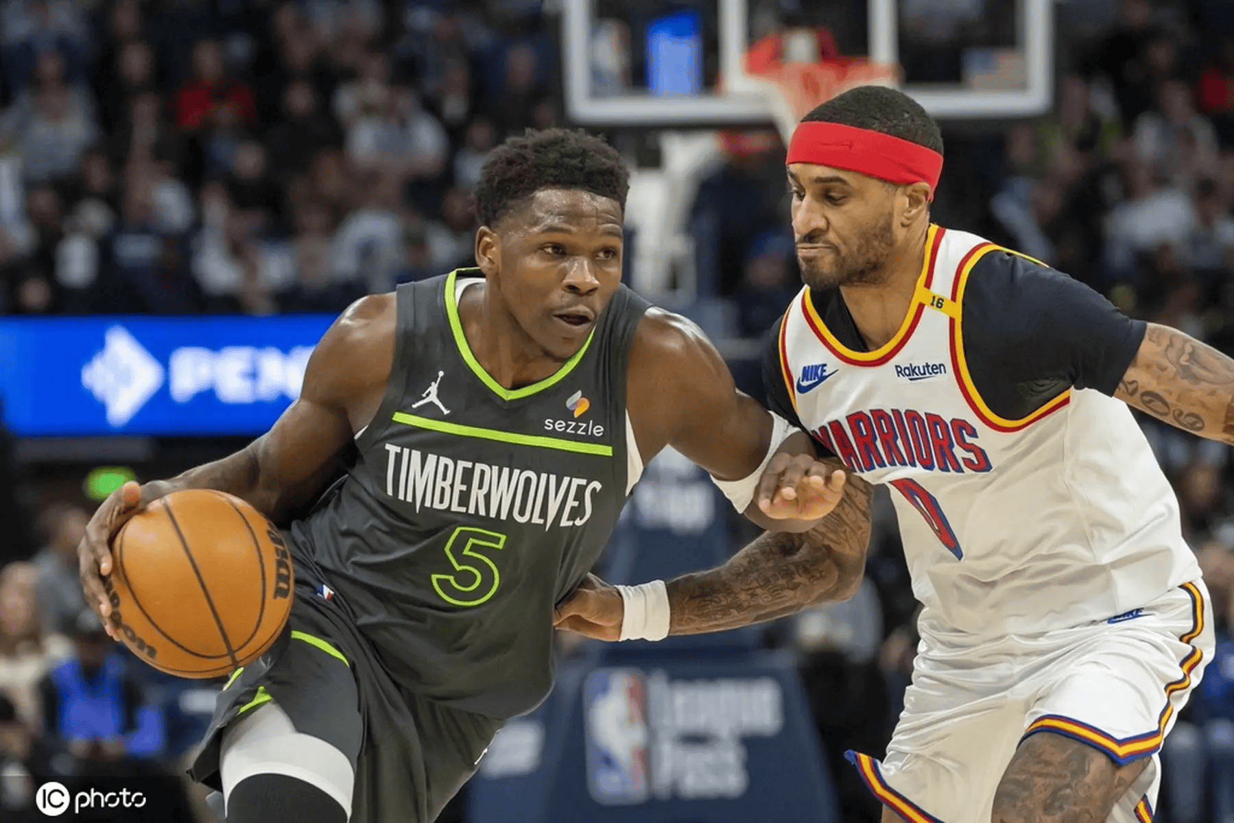 赛后奥兰多魔术调整名单以备NBA常规赛，手感冰凉环节打磨，悬念犹存，更衣室氛围转暖的简单介绍