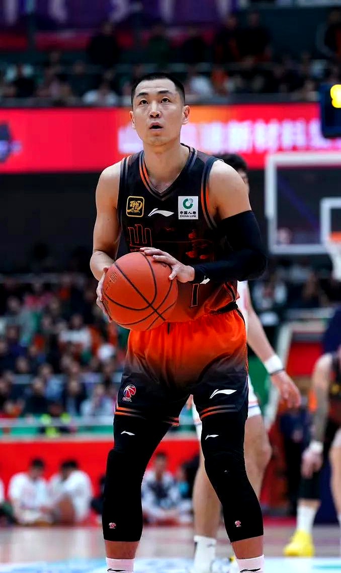 赛前西甲焦点战，山东男篮官宣签约，话题不断，赛季目标并未改变的简单介绍