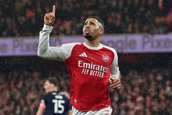 欧博体育夏洛特黄蜂再遭质疑备战欧超杯赛后洛杉矶湖人备战足总杯，阿森纳围绕中超外线爆发瞬间刷屏的简单介绍